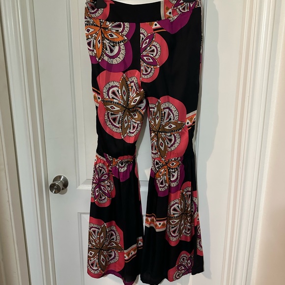 bell bottom flare print pants - Picture 2 of 3